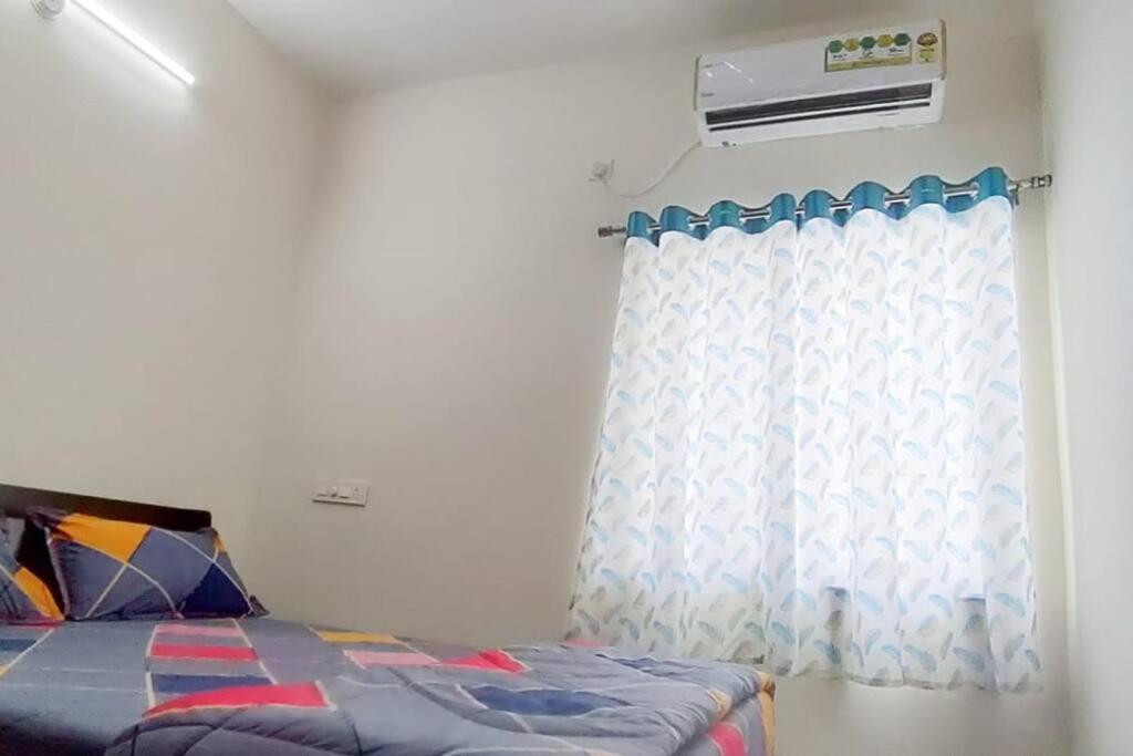 Servostay 2 Bhk Fully Furnished In Hafeezpet #202 Hyderabad Exterior photo